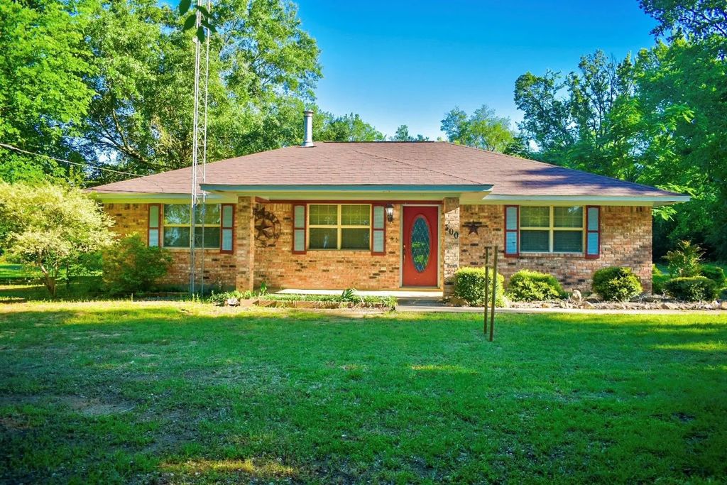 300 Bethel Road, Como