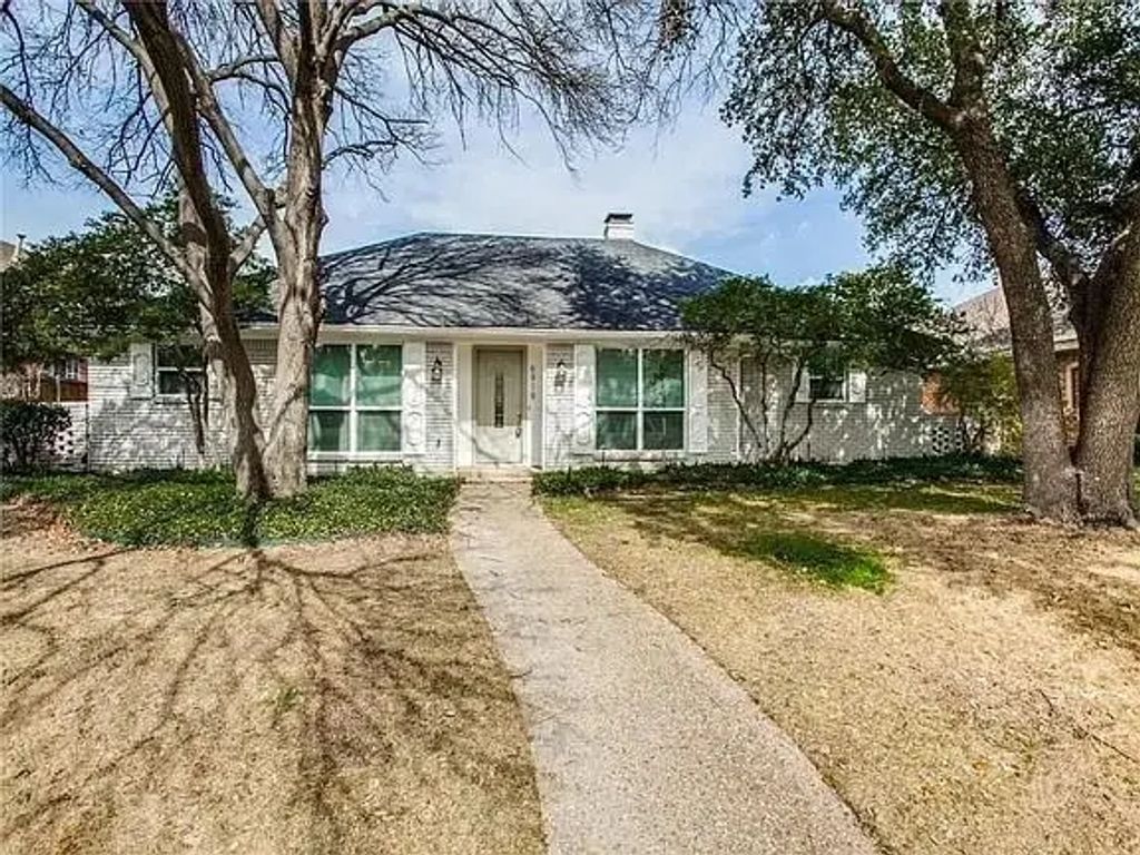 6919 Echo Bluff Drive, Dallas