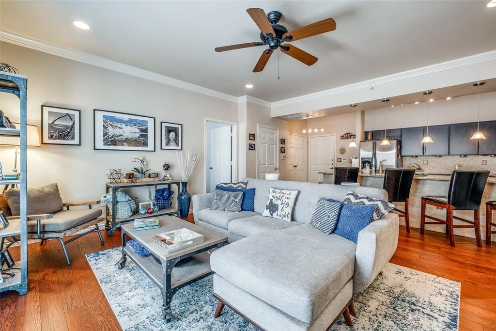 3102 Kings Road 3103, Dallas