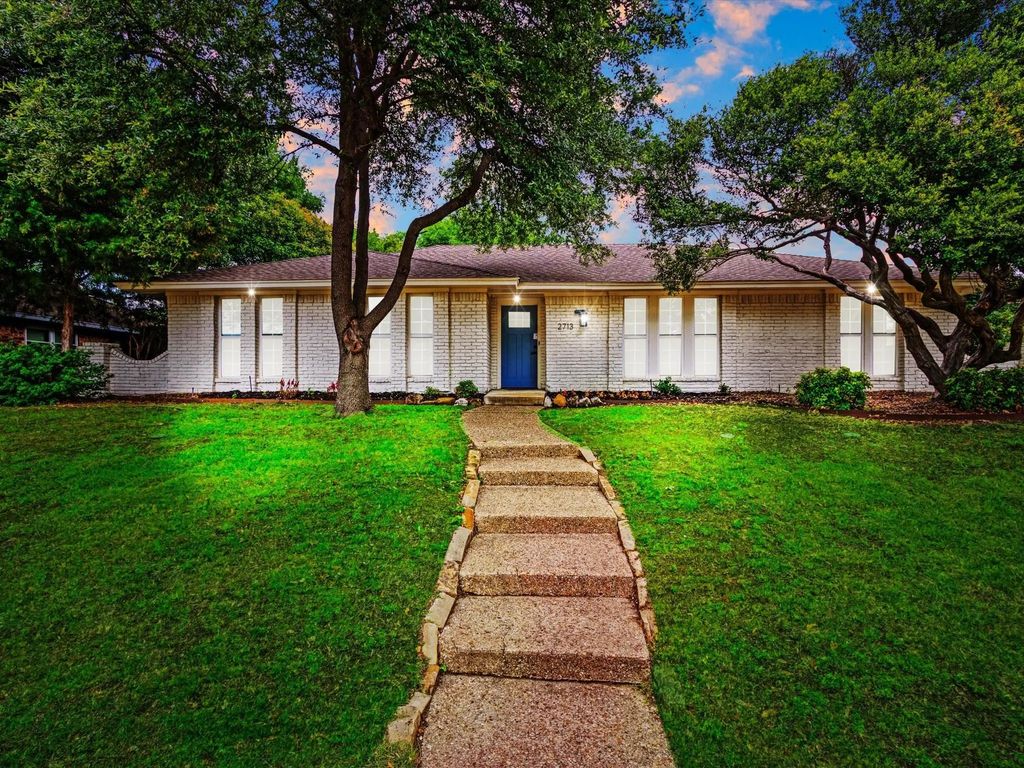 2713 Bengal Lane, Plano