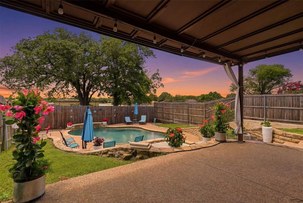 3107 Emerald Street, Bedford