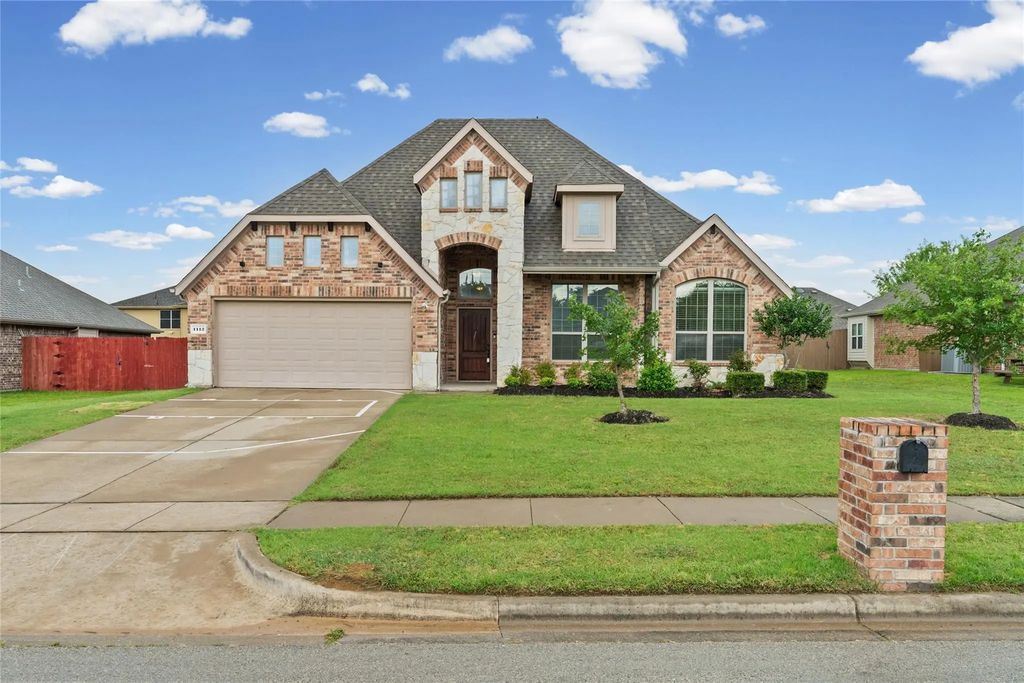 1112 Ethan Drive, Greenville