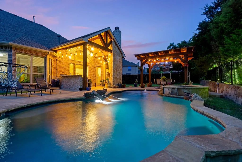633 Arcadia Way, Rockwall