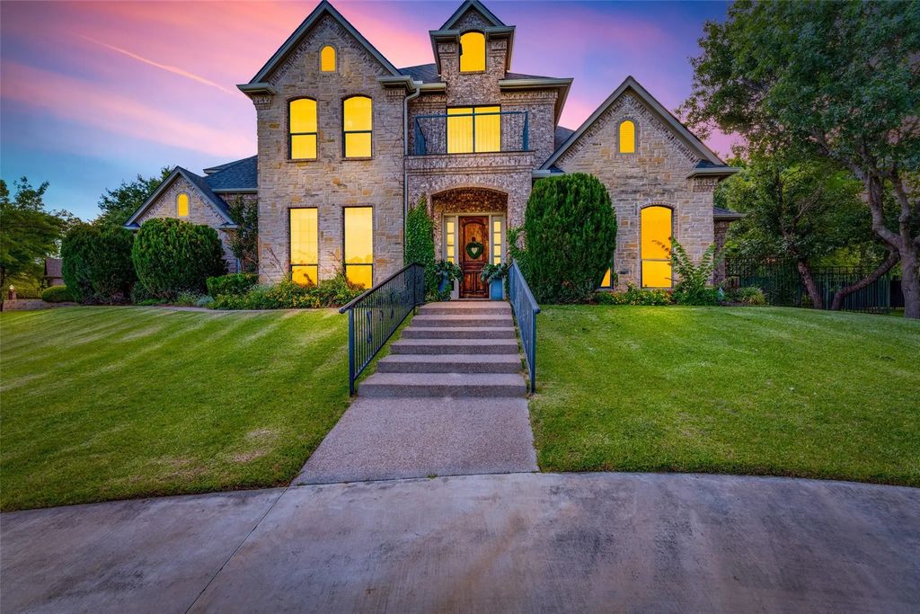 114 Southwest Drive, Aledo