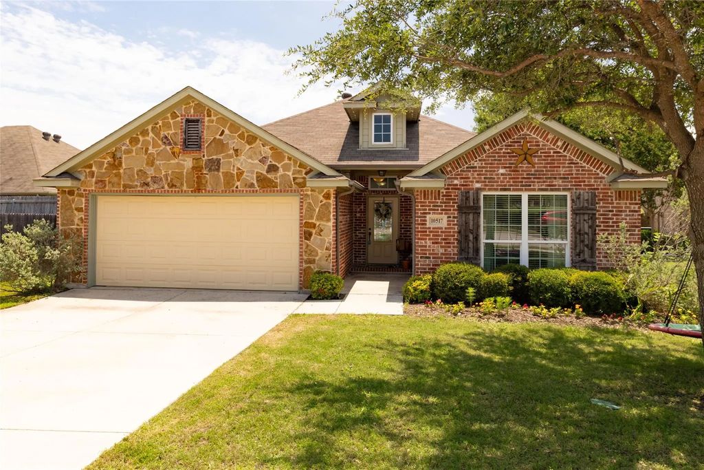 10517 N Haven Drive, Benbrook