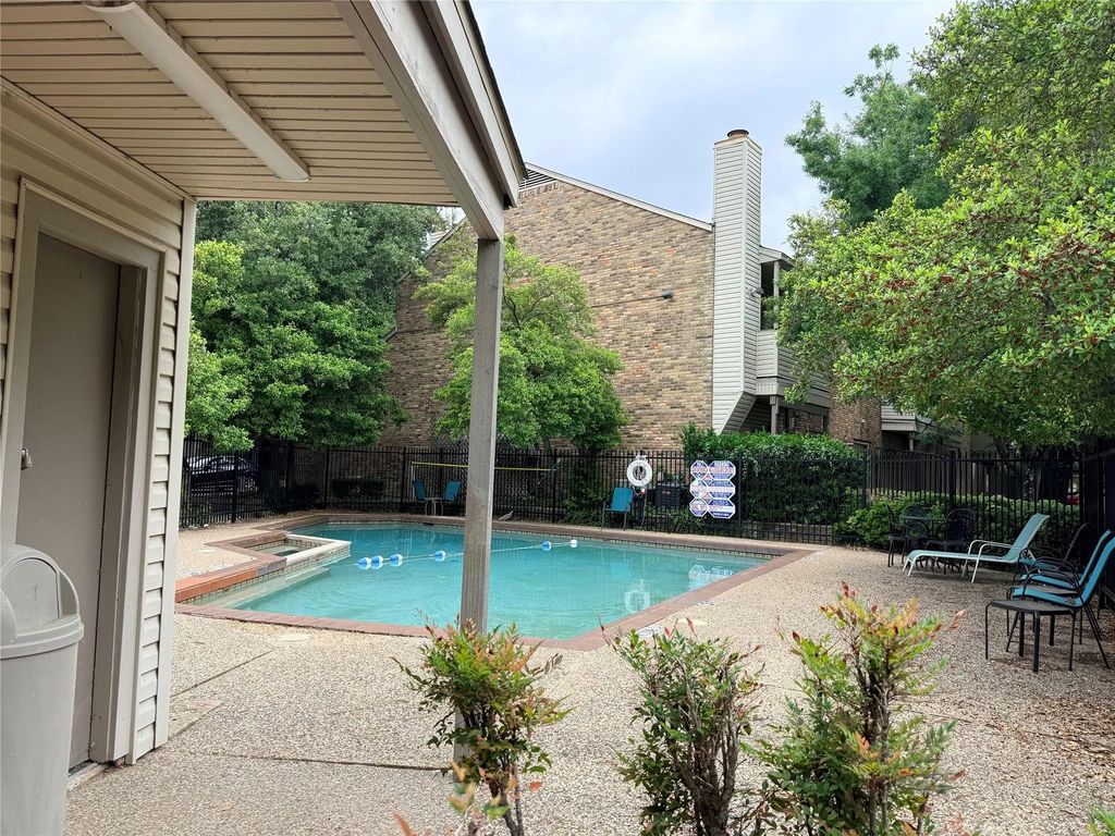 7340 Skillman Street 1203, Dallas