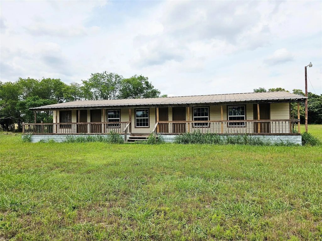 Tbd Fm 1365, Mexia
