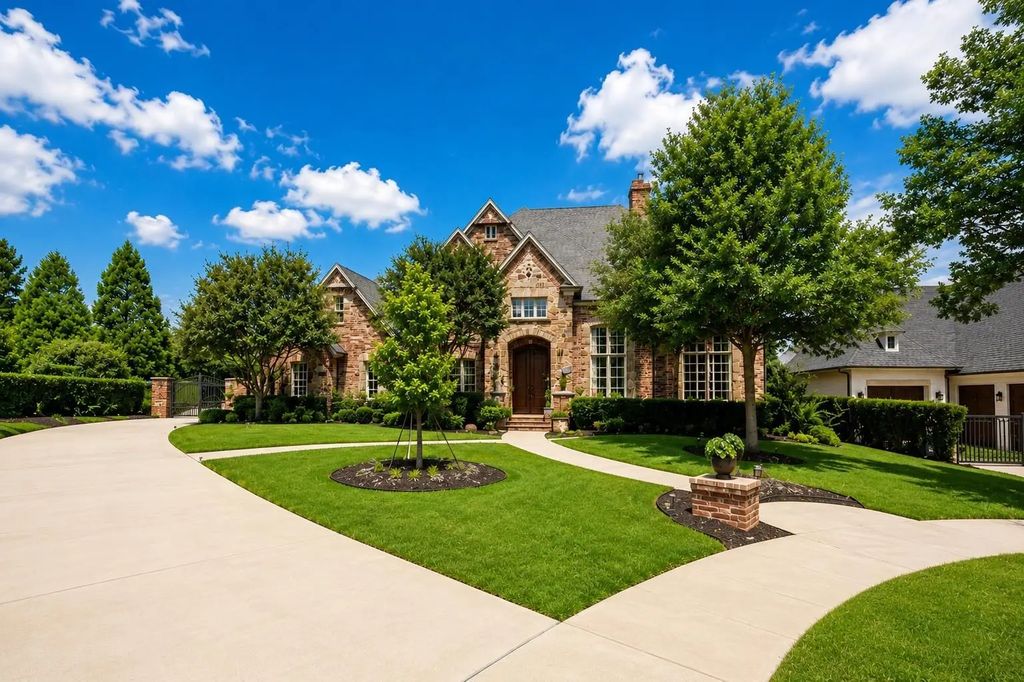 200 Compton Court, Colleyville