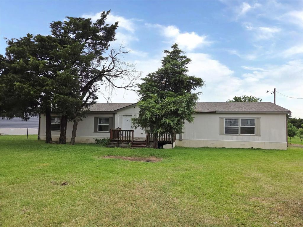327 County Road 160, Whitesboro