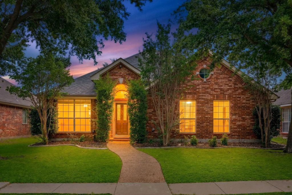 2250 Maserati Drive, Frisco