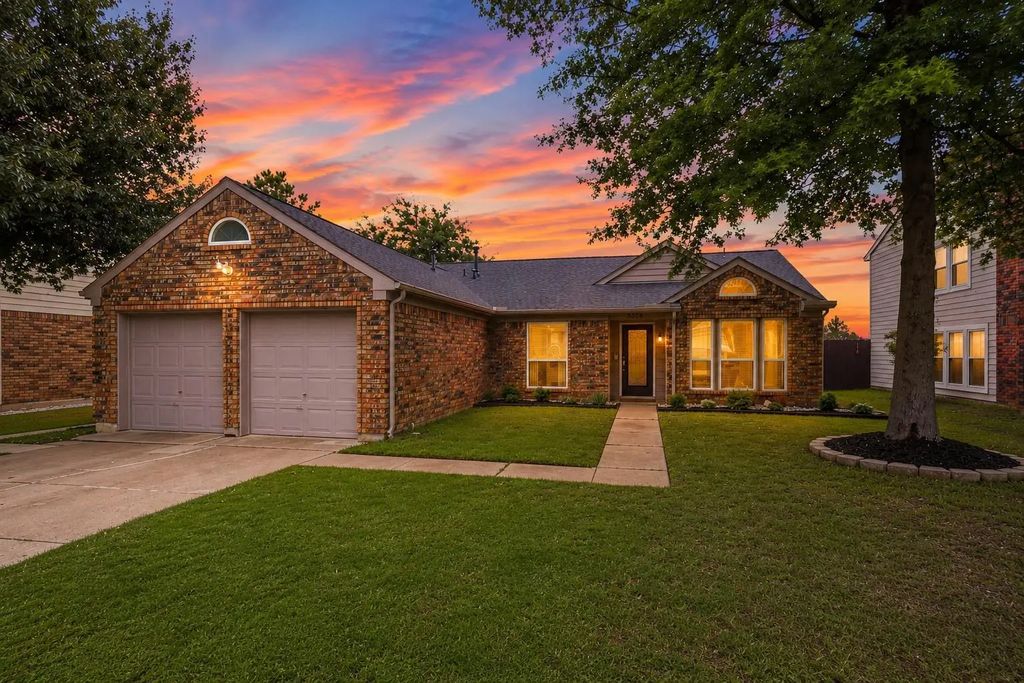 5328 Colonial Drive, Flower Mound