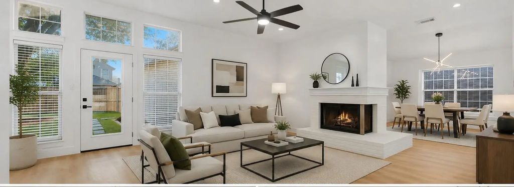 7034 Lo Chalmers Lane, Garland