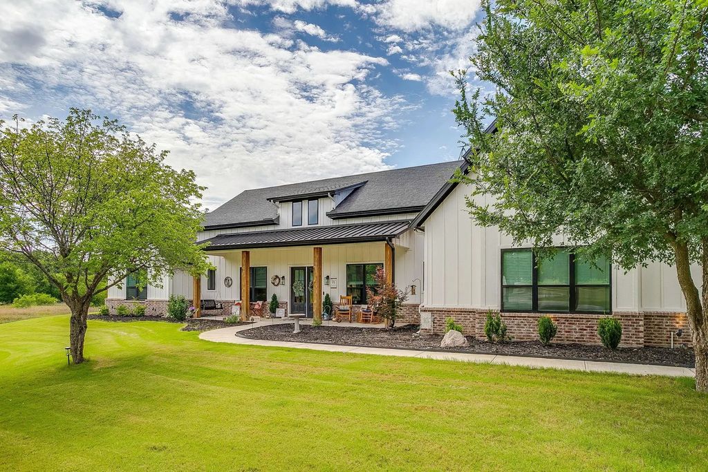 2008 Trinity Oaks Road, Weatherford