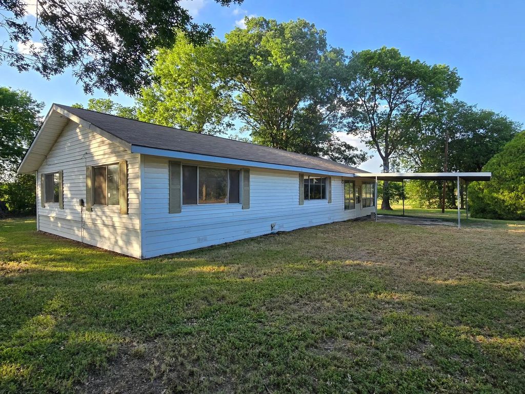 906 W Main Street, Richland