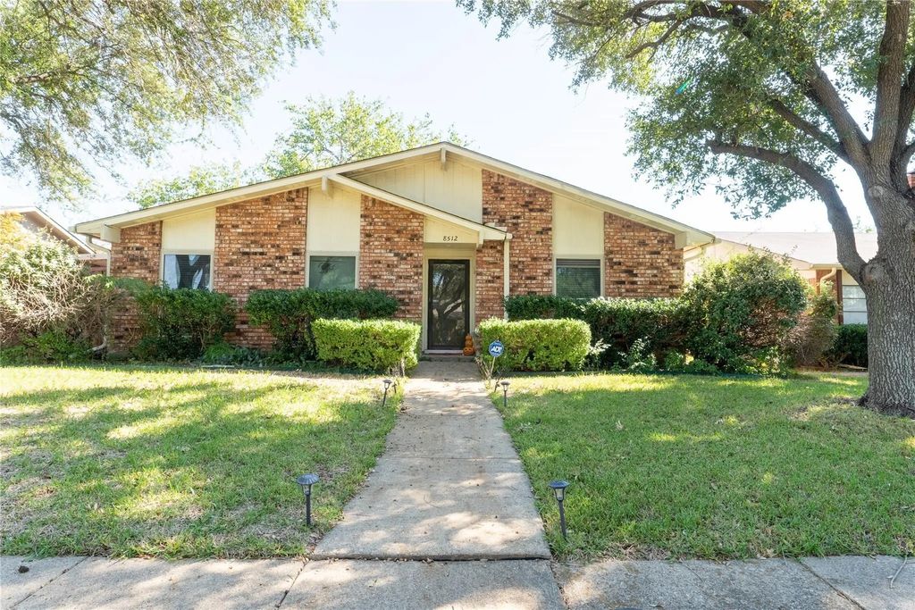 8512 Londonderry Lane, Dallas