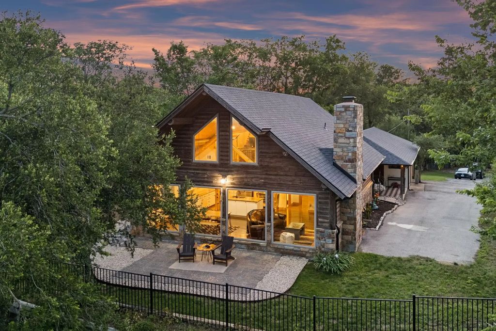 8152 Eagle Mountain Drive, Fort Worth