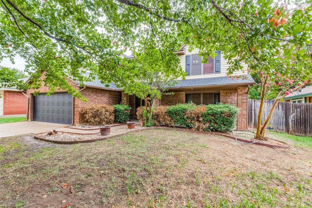2104 Bershire Drive, Flower Mound