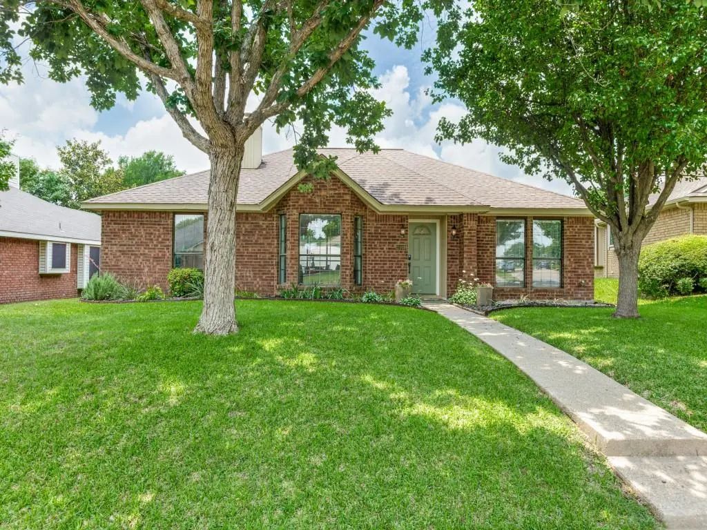 2109 Woodglen Drive, Garland