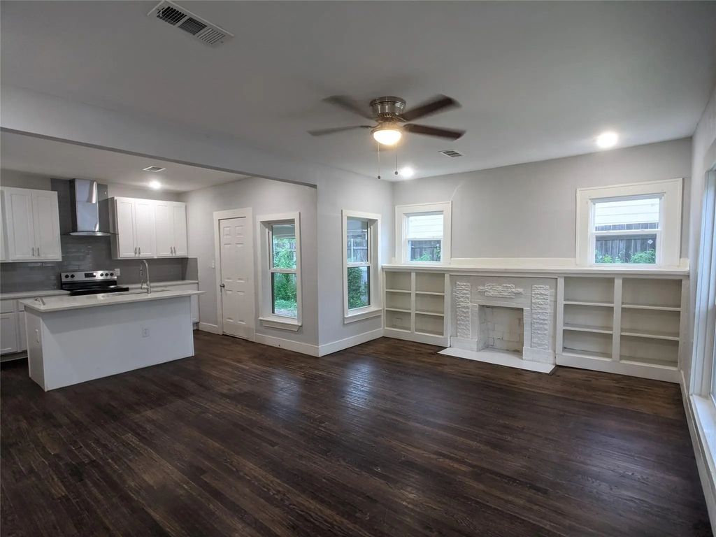 1333 S Fitzhugh Avenue, Dallas