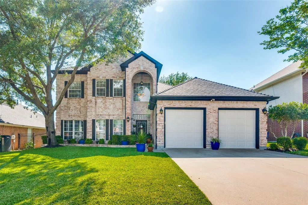 2203 Welch Place, Mansfield