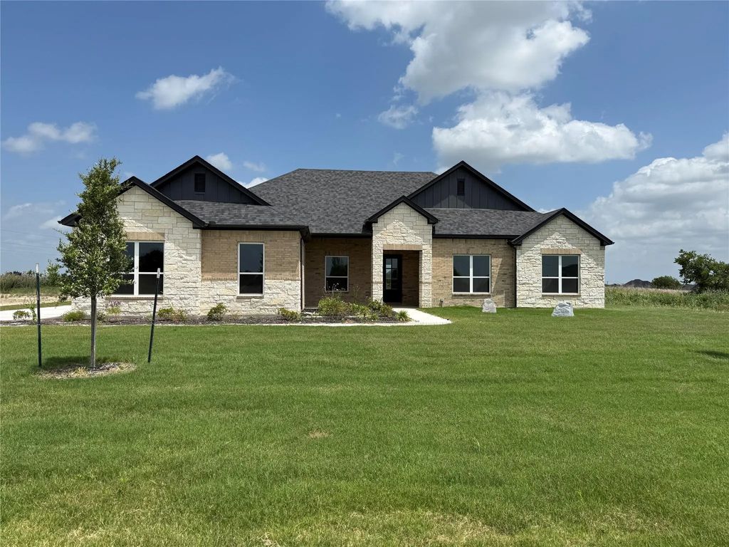 132 Fan Mill Trail, Weatherford