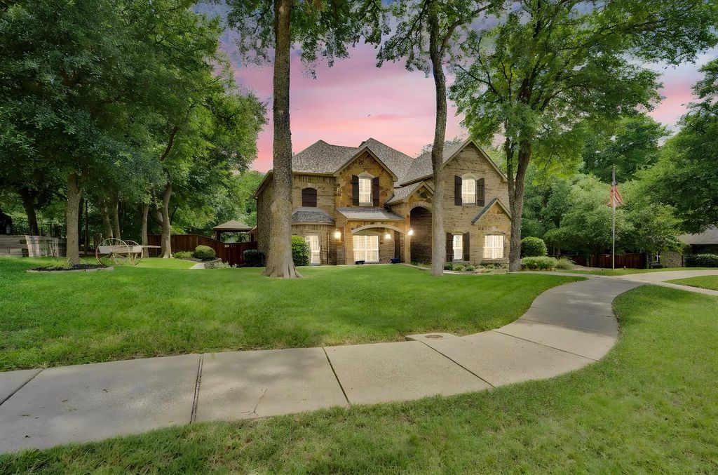 1450 Branding Iron Way, Midlothian