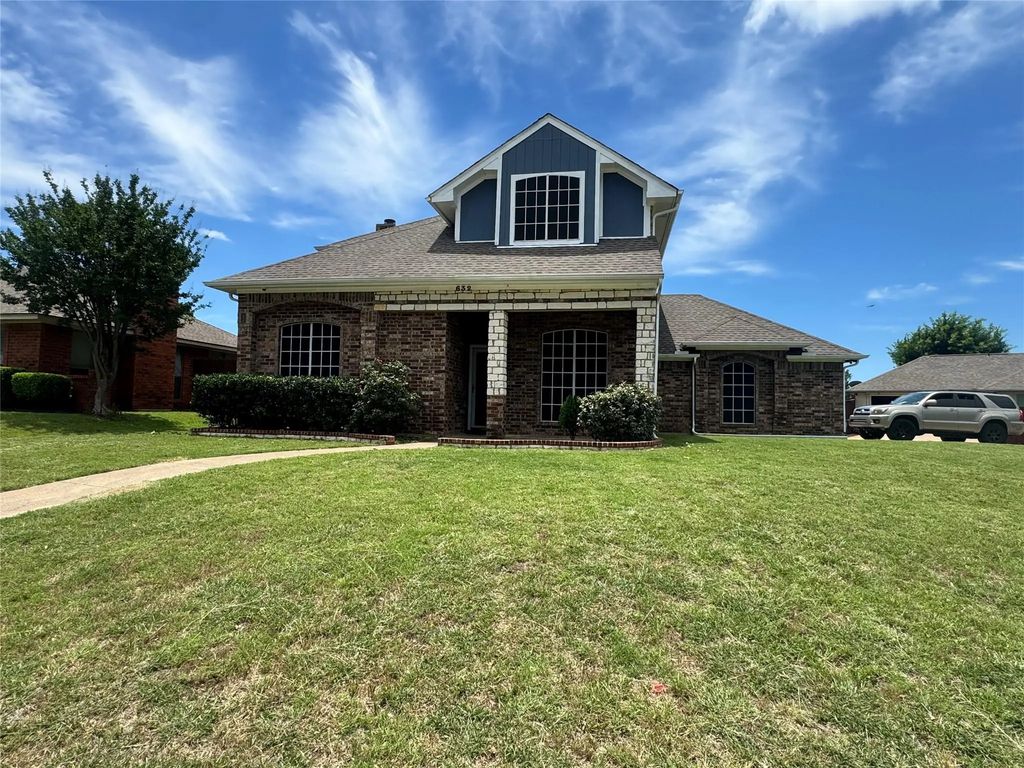 632 Mockingbird Lane, DeSoto