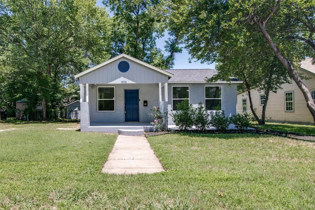 606 W High Street, Terrell