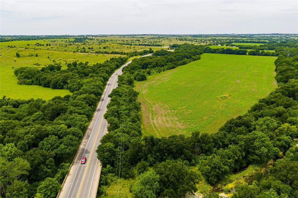3900 W Highway 67, Cleburne