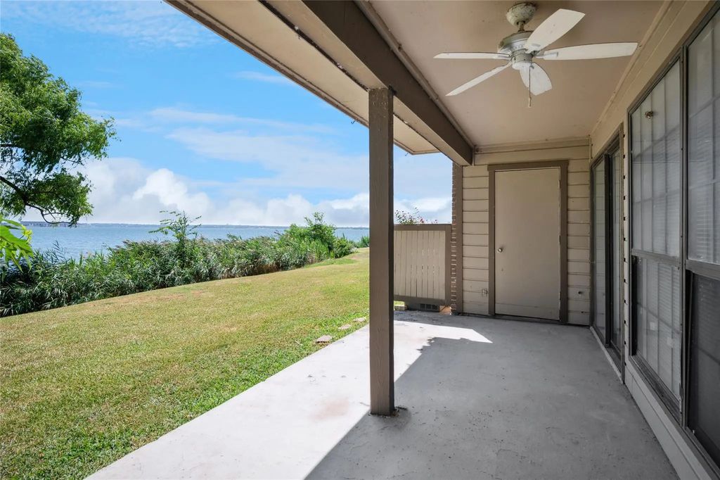 4472 Chaha Road 103, Garland