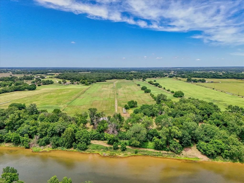 505 River Road, Waco