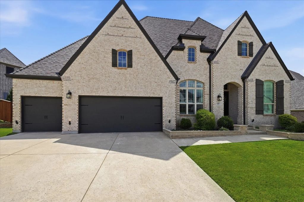 1208 Armadillo Trail, Lantana