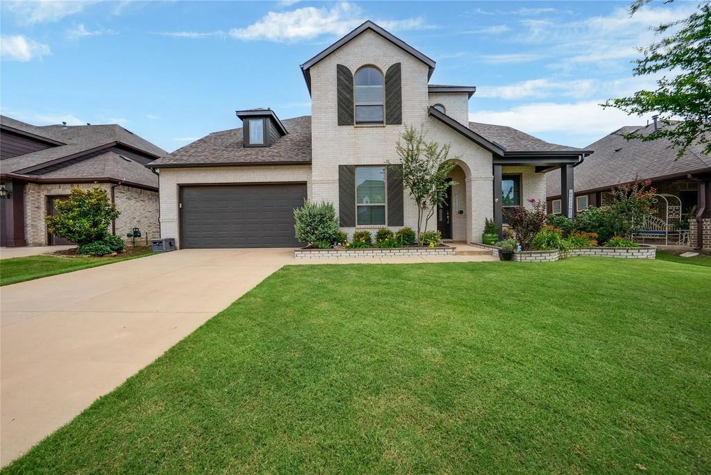 1305 Mill Place, Aubrey