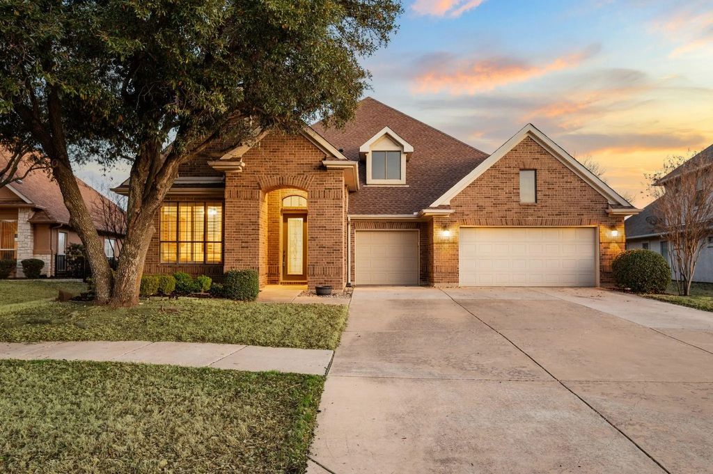 9317 Grandview Drive, Denton