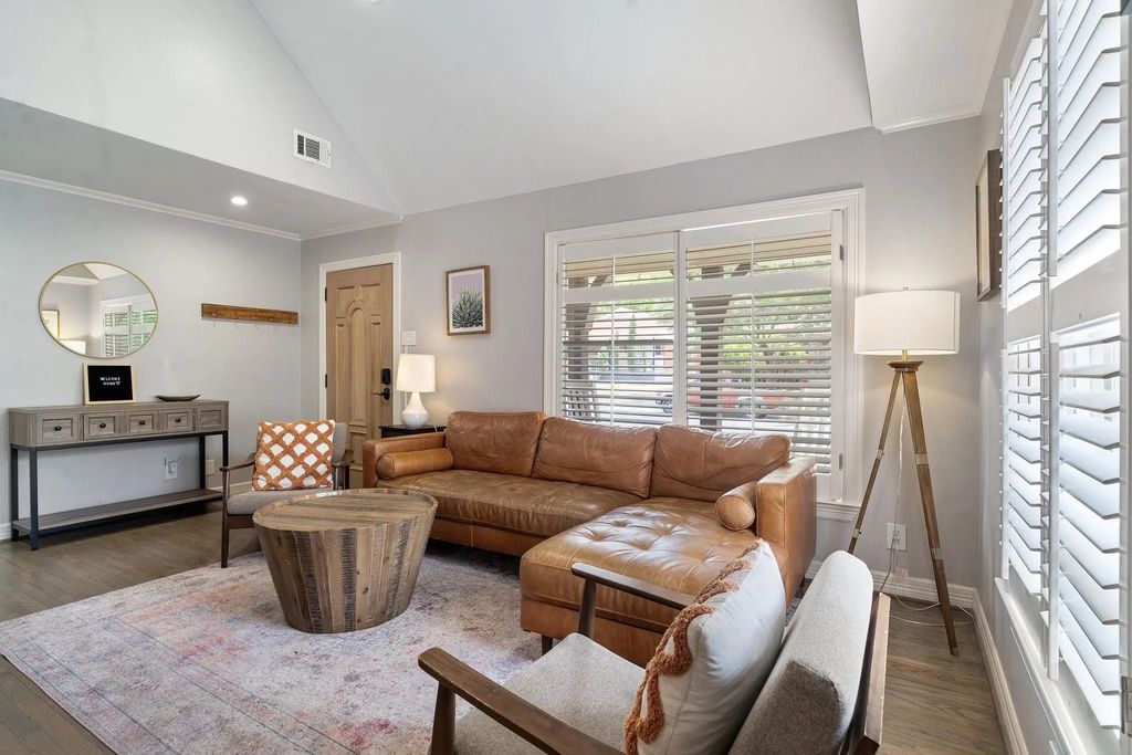 2619 Alco Avenue, Dallas