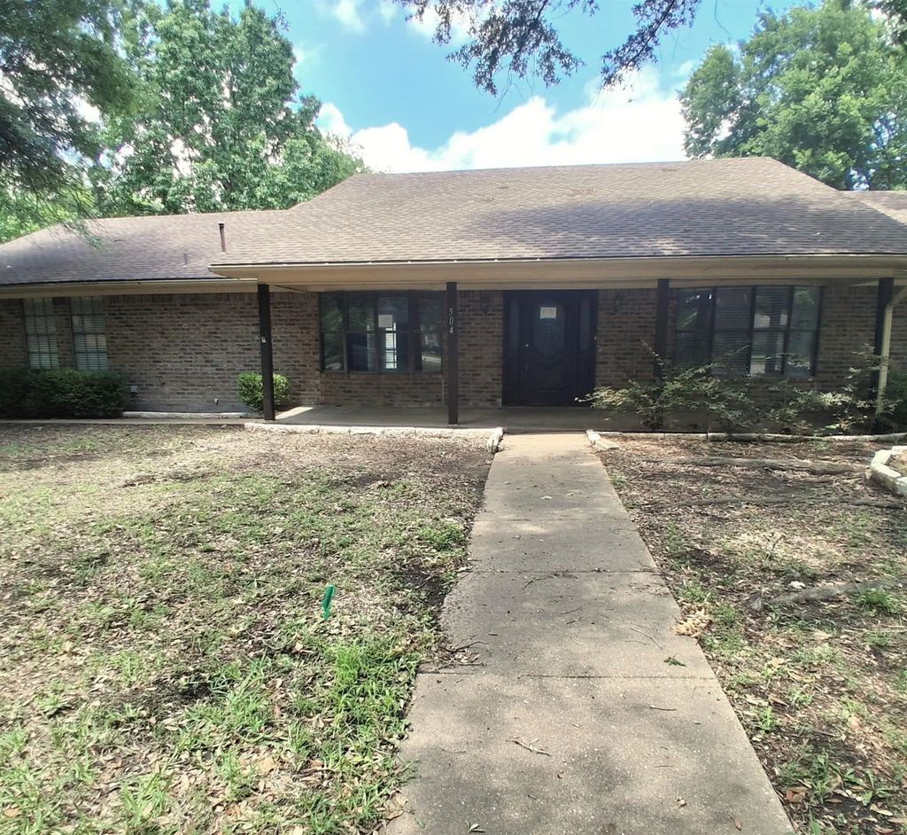 504 Gaddy Street, Farmersville