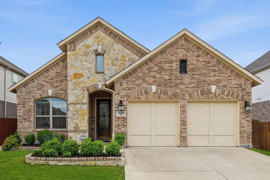 14821 Cedar Flat Way, Fort Worth
