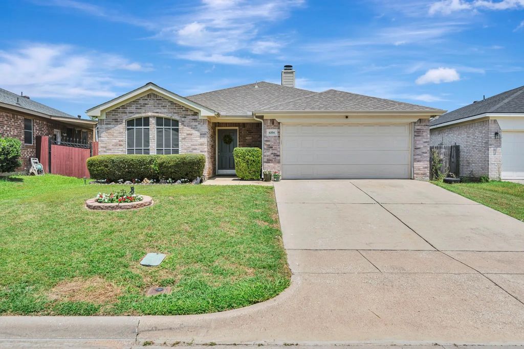 6354 Stonewater Bend Trail, Fort Worth