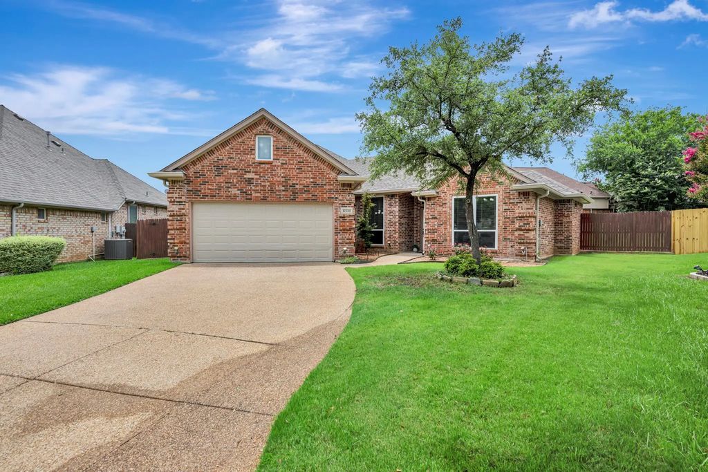 6520 Shelton Home Court, Arlington