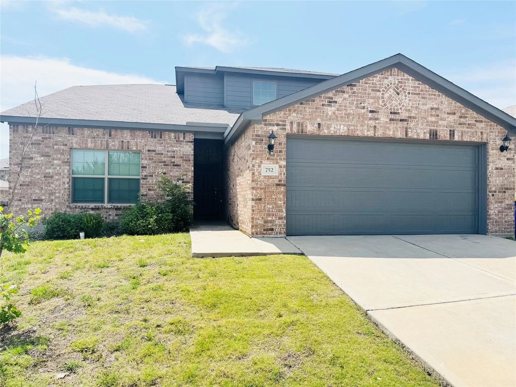 752 Saratoga Drive, Seagoville