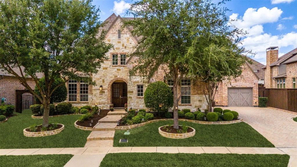 635 Fountainview Drive, Irving