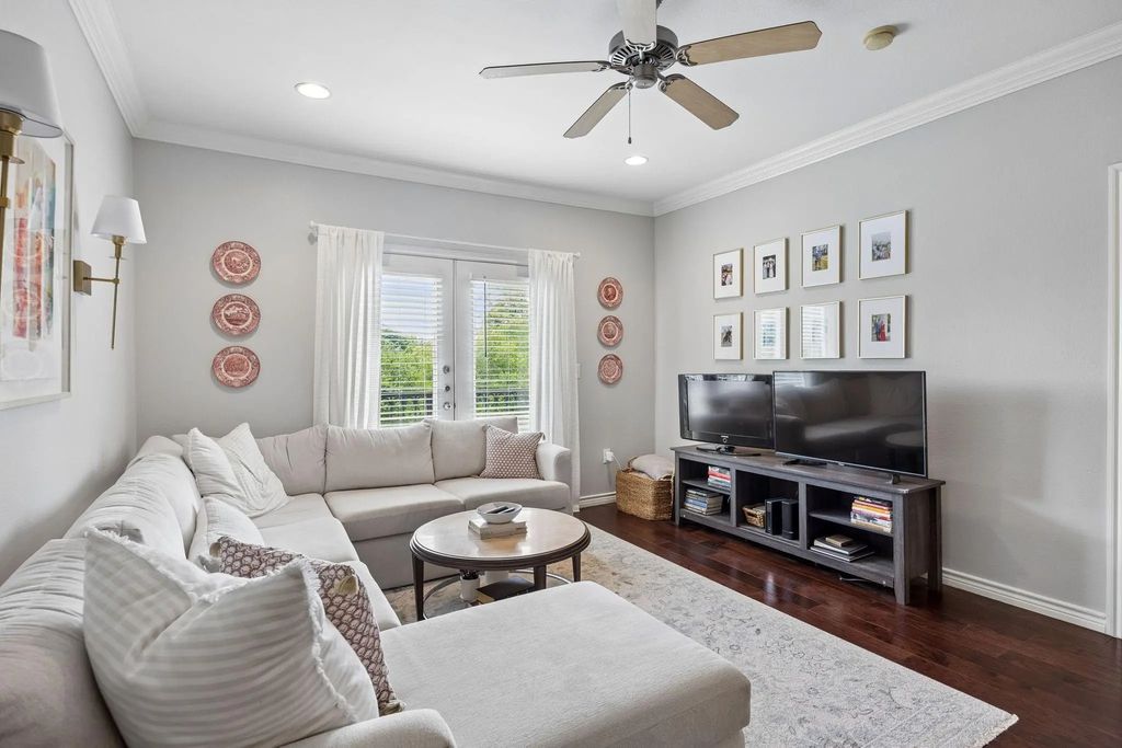 3102 Kings Road 1211, Dallas