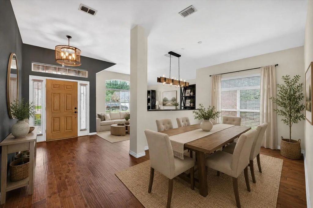 4909 Lansdale Drive, Flower Mound