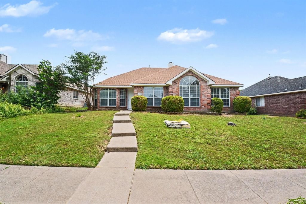 9901 Queens Road, Frisco