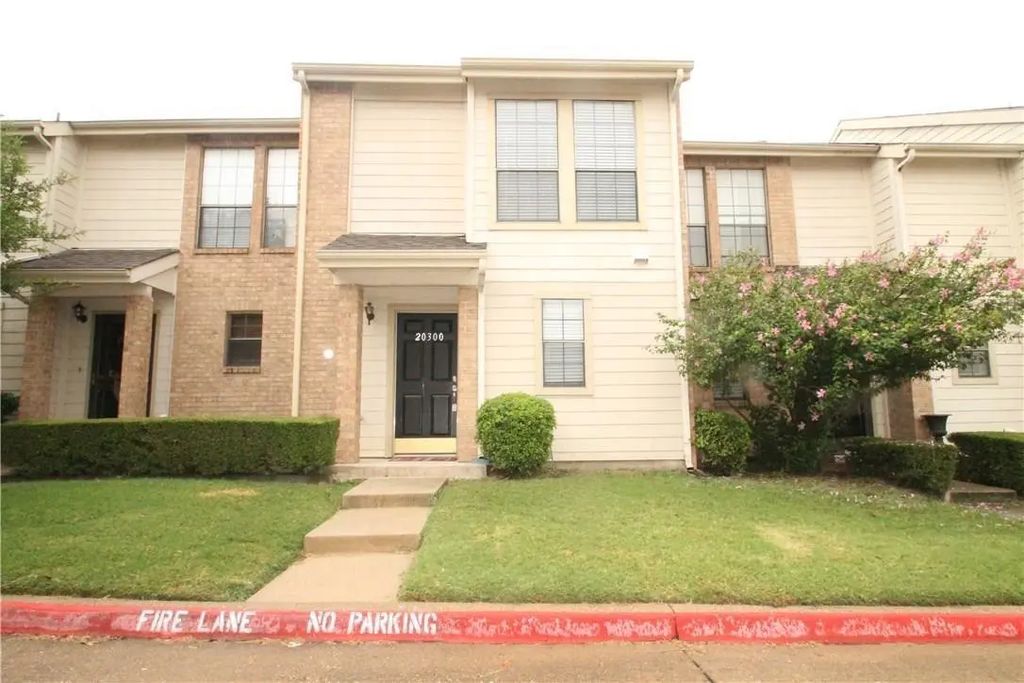 3635 Garden Brook Drive 20300, Farmers Branch
