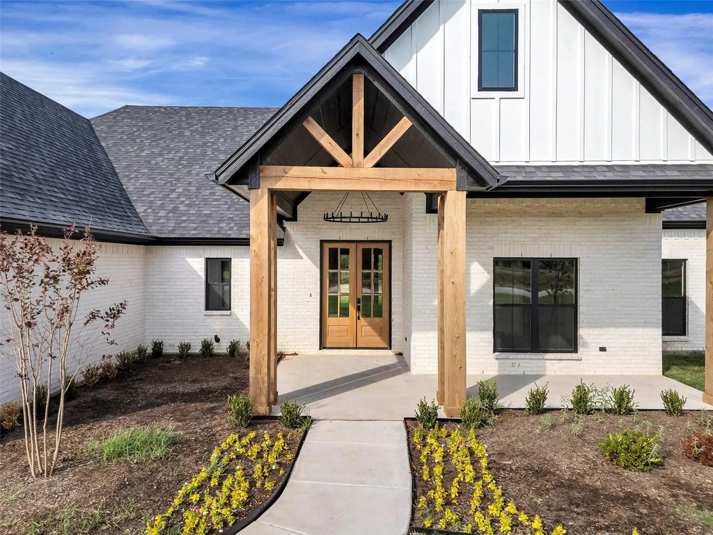 5006 Stover Way, Granbury