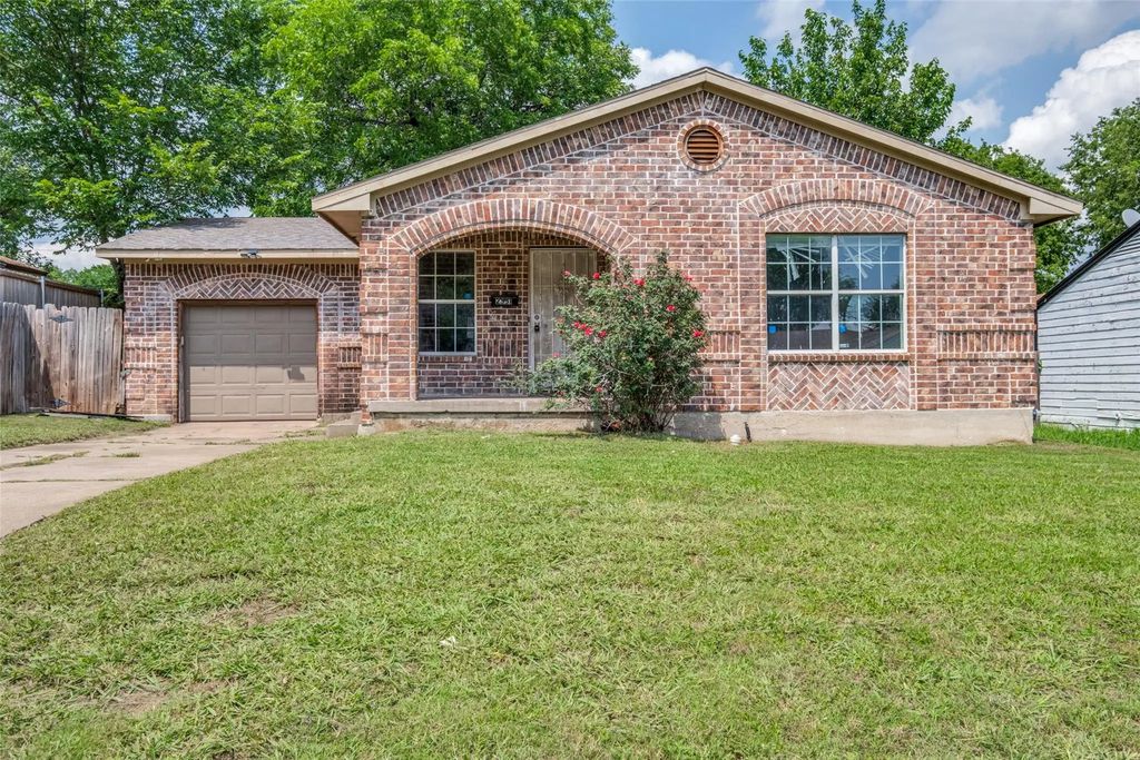 2351 Kingswood Drive, Dallas