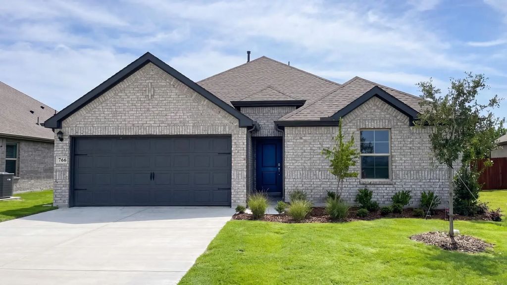 766 Hart Leaf Lane, Lavon