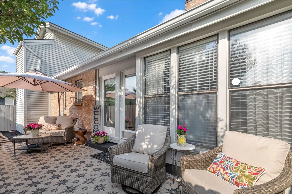 2501 Shady Ridge Drive, Bedford