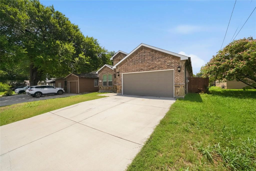 2125 Beaumont Street, Grand Prairie